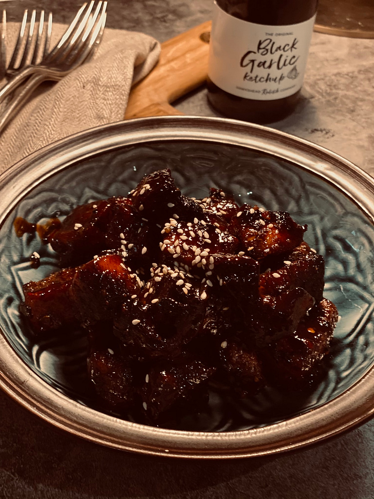 Amazing Smoked Pork Belly with Mac and Cheese Serves 4 8